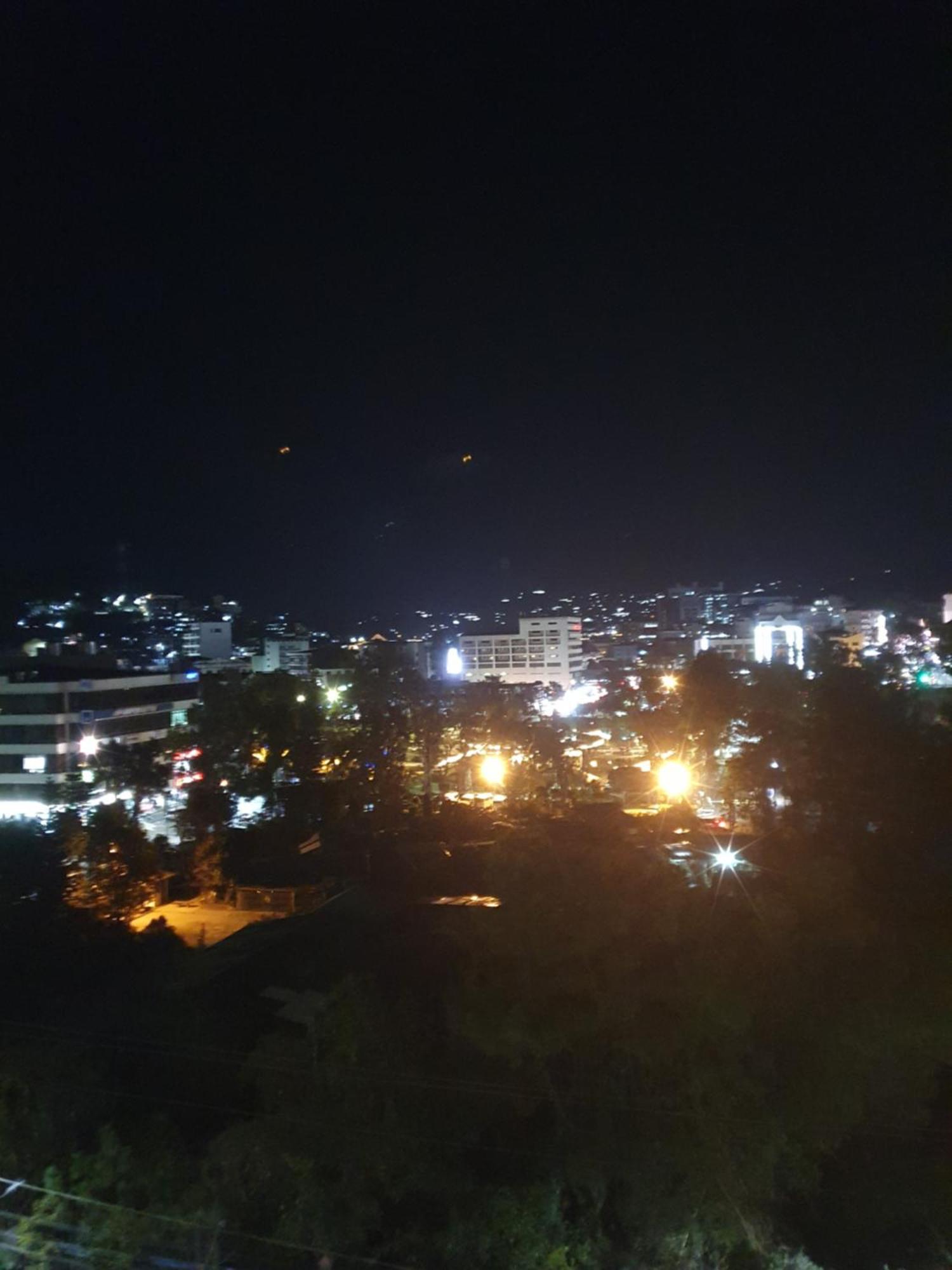โรงแรมบากุยโอ เบิร์นแฮม สวีท Baguio City ภายนอก รูปภาพ