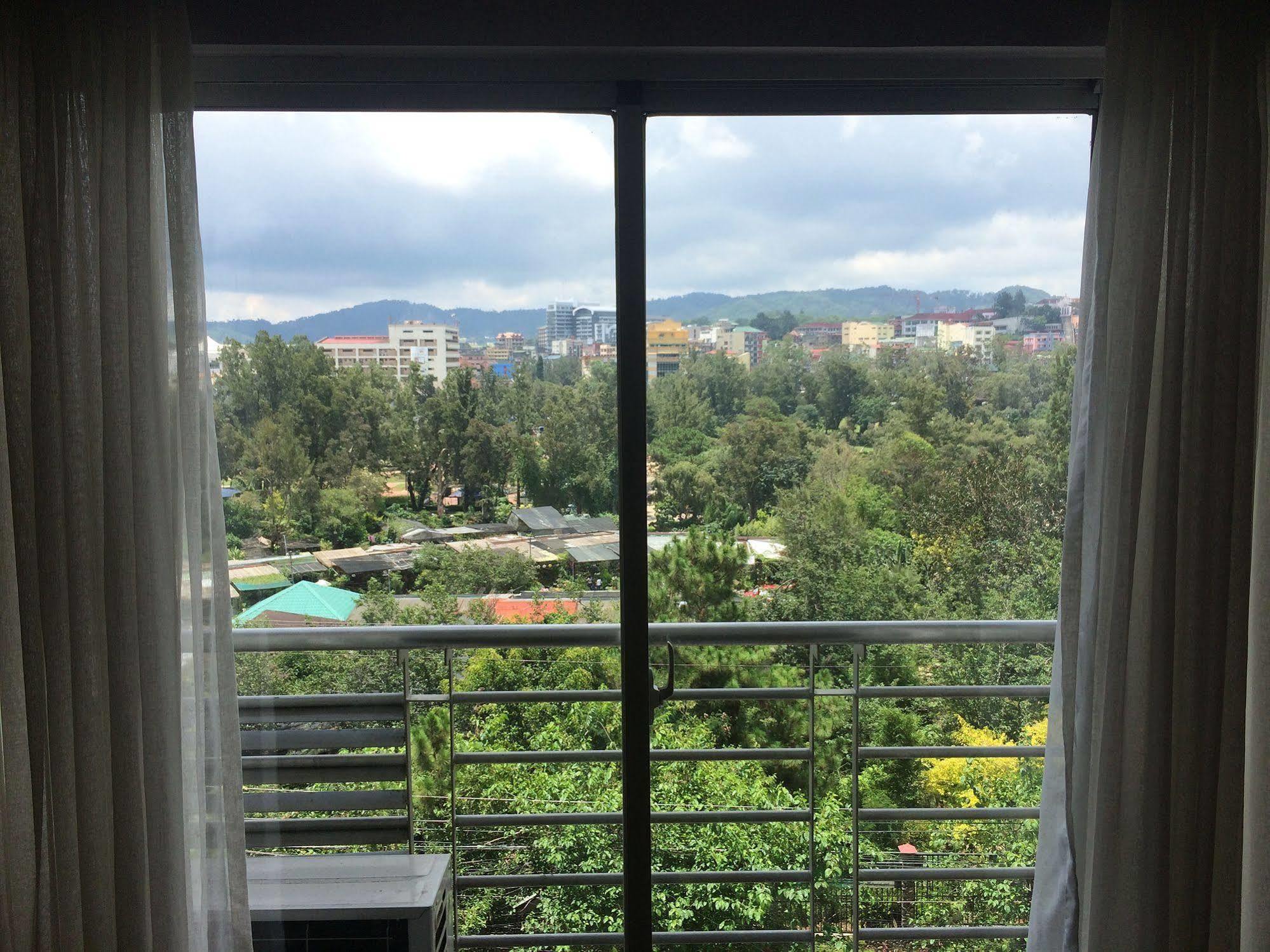 โรงแรมบากุยโอ เบิร์นแฮม สวีท Baguio City ภายนอก รูปภาพ
